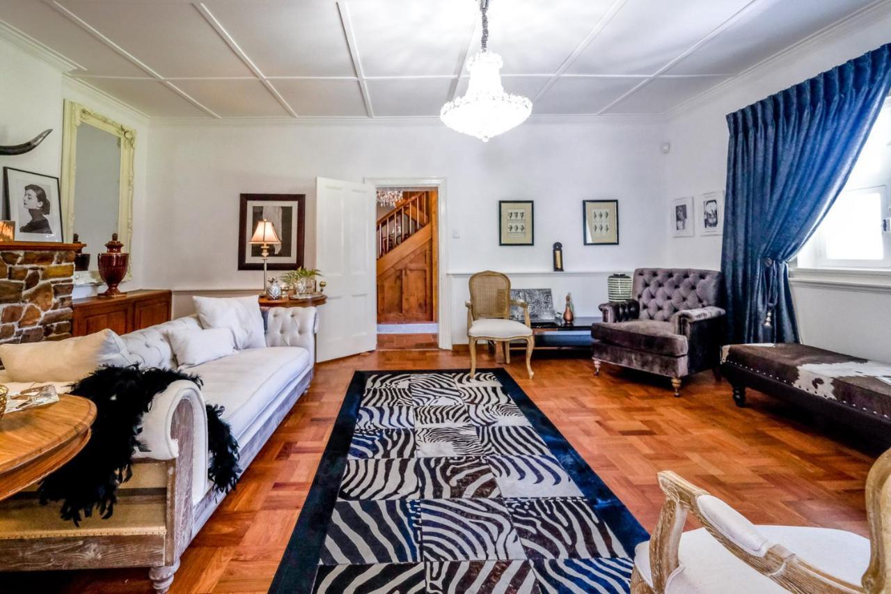 Oude Berg Guesthouse - 10 Caledon Street George Extérieur photo